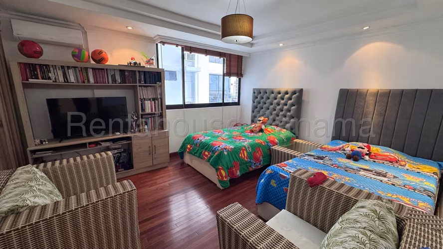Apartamento en Venta en Avenida Balboa 27EPP167