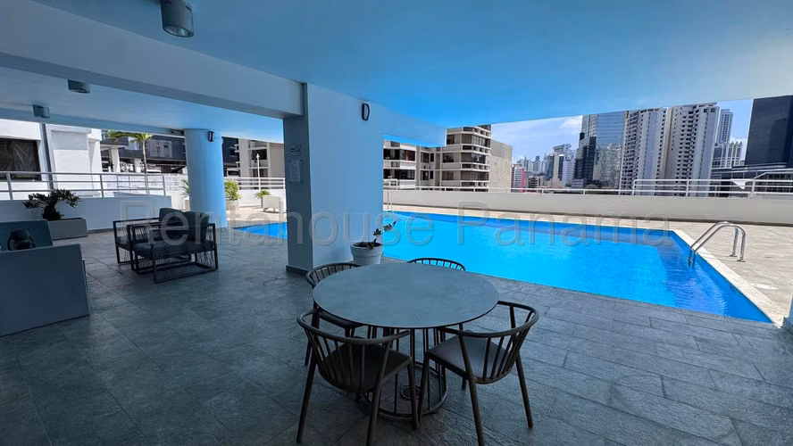 Apartamento en Venta en Avenida Balboa 27EPP167