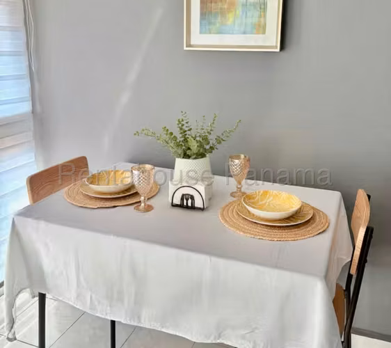 Vendo Apartamento en El Cangrejo KA26-5765