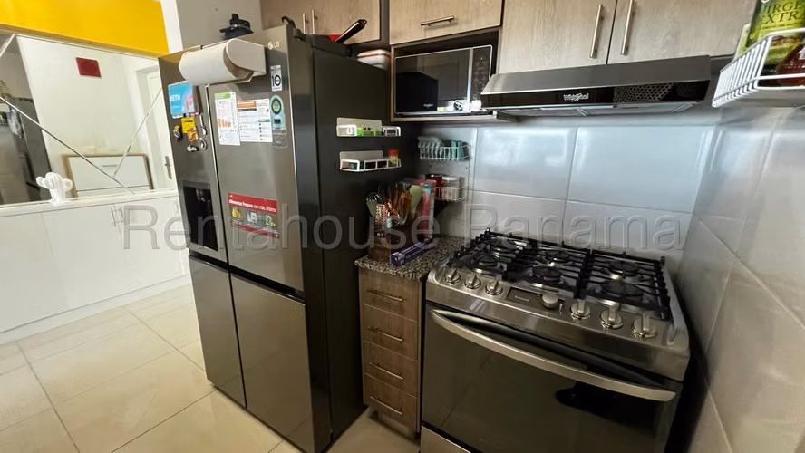 Vendo Apartamento en 12 de Octubre KA26-1636