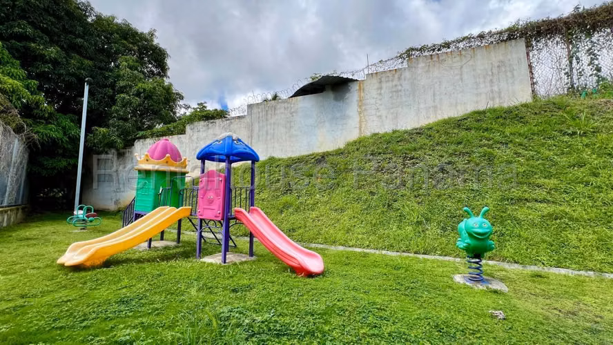 Vendo Apartamento en 12 de Octubre KA26-1636