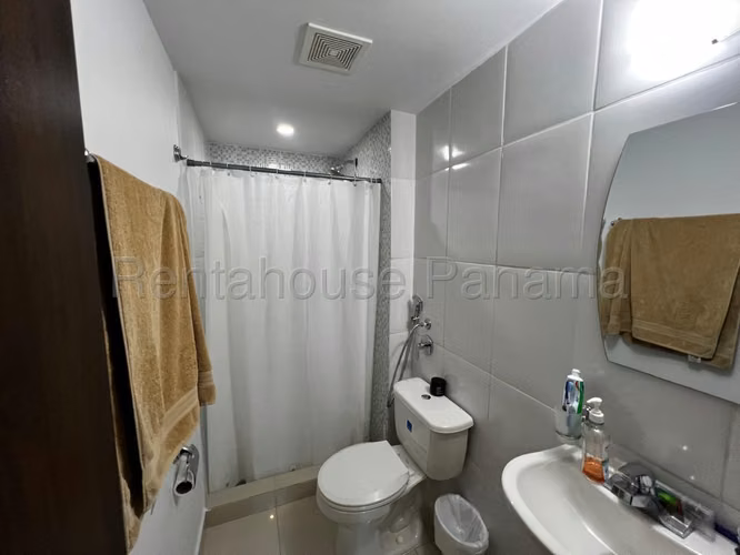 Vendo Apartamento en 12 de Octubre KA26-1636