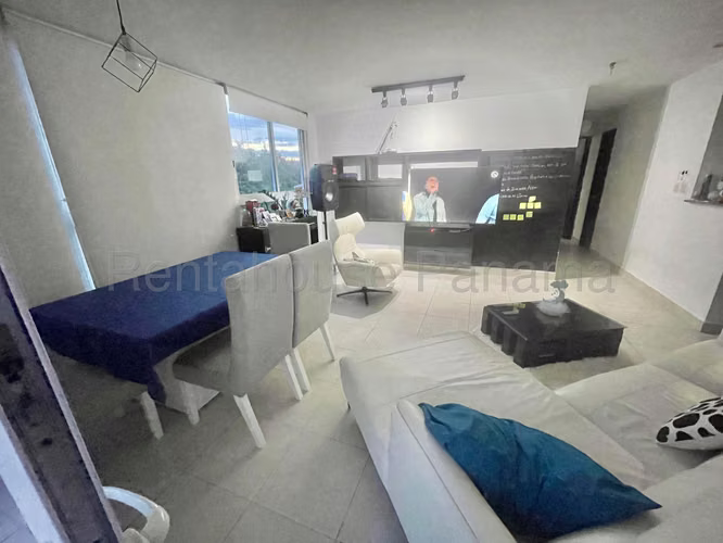 Vendo Apartamento en Edison Park KA26-1533