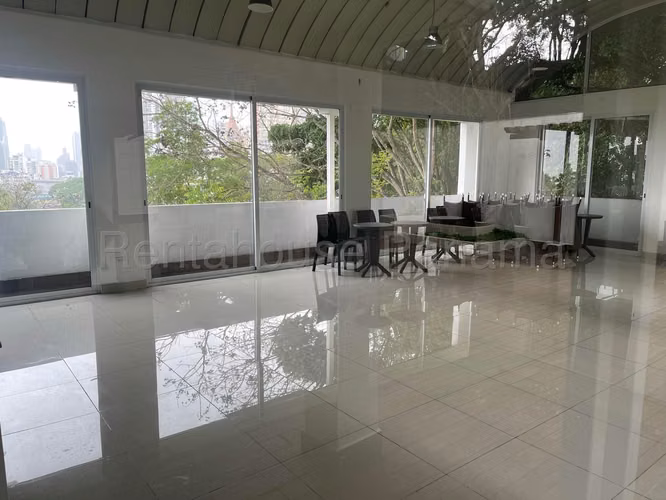 Vendo Apartamento en Edison Park KA26-1533