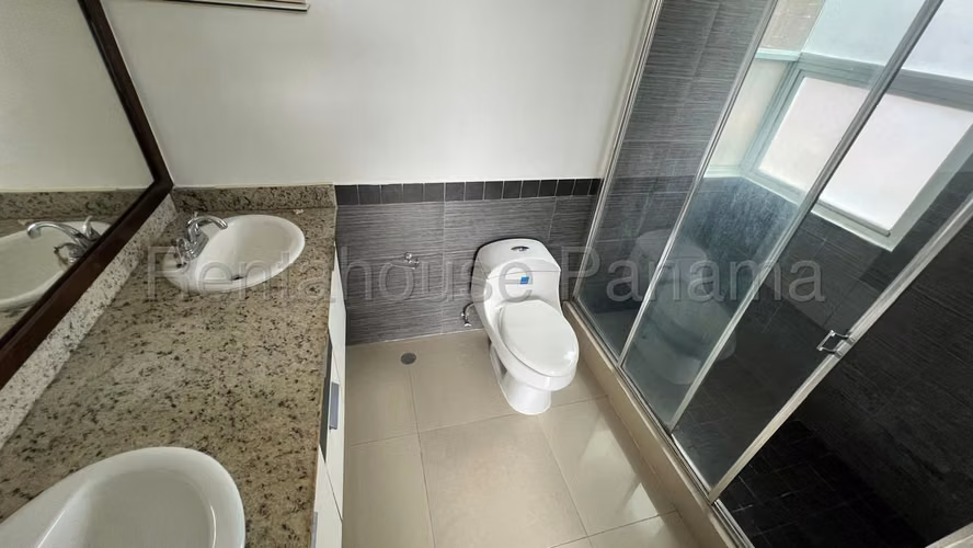 Se Vende Apartamento en Albrook MDV26-2769
