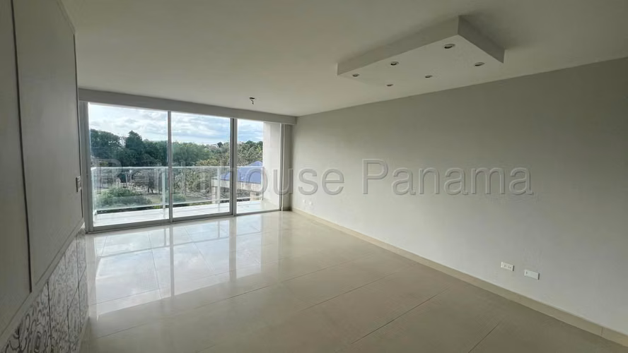 Se Vende Apartamento en Albrook MDV26-2769