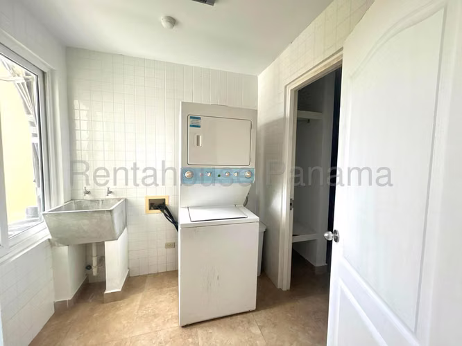 Se Vende Apartamento en Playa Blanca MDV27-252