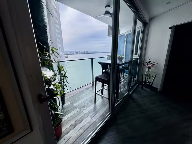 VENTA APARTAMENTO OASIS ON THE BAY PUNTA PACÍFICA ec