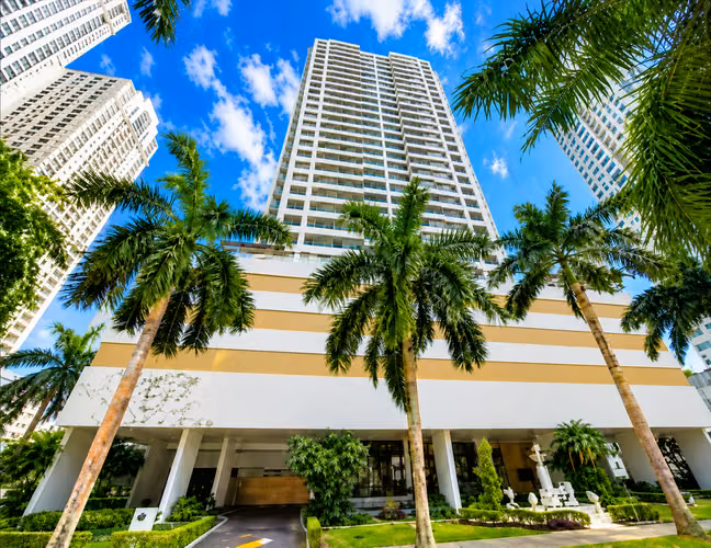 FURNISHED PARTMENT FOR RENT IN COSTA DEL ESTE