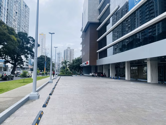 VENTA DE CONSULTORIO MEDICO EN PARK SQUARE MEDICAL CENTER, VIA ESPAÑA