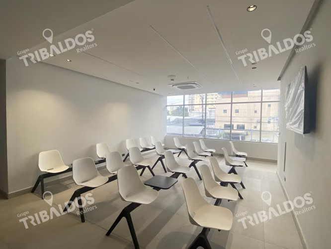 VENTA DE CONSULTORIO MEDICO EN PARK SQUARE MEDICAL CENTER, VIA ESPAÑA