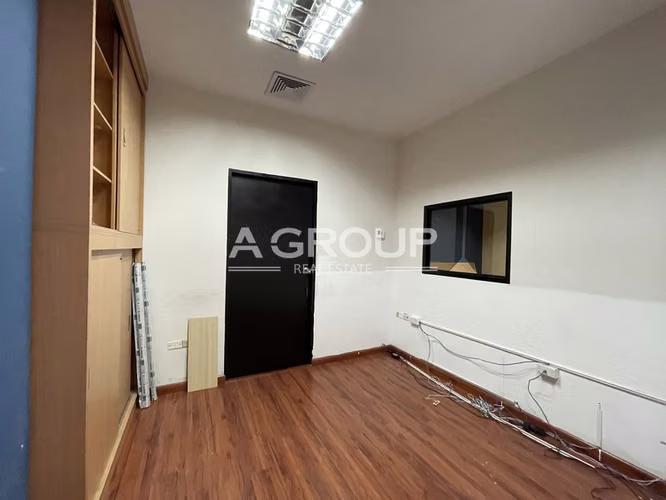 Oportunidad - Plaza Edison - Se vende local comercial en planta baja