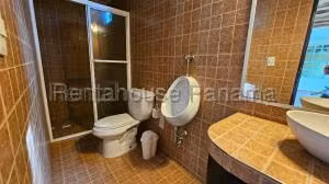 Alquiler de Casa con 453m2 en Vista Alegre PH Quintas de Nuevo Arraijan 27-438SR