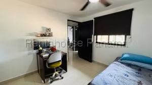 Venta de Casa con 190m2 en Panama Pacifico PH Woodlands 26-513SR