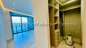 Venta de Apartamento con 299m2 en Punta Pacifica PH Oasis On The Bay 26-4824SR