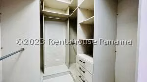 Venta de Apartamento con 299m2 en Punta Pacifica PH Oasis On The Bay 26-4824SR
