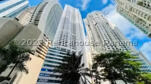Venta de Apartamento con 299m2 en Punta Pacifica PH Oasis On The Bay 26-4824SR