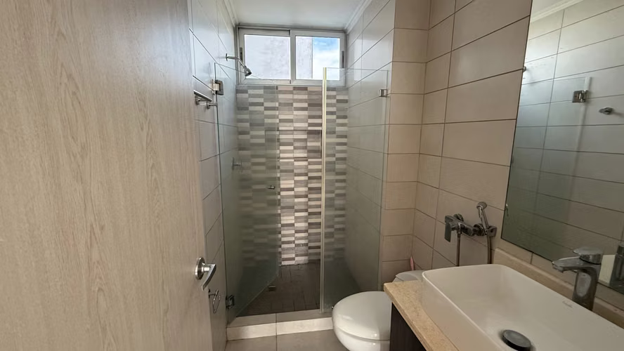 REMATE BANCARIO DE APARTAMENTO - PH SKY POINT - JS