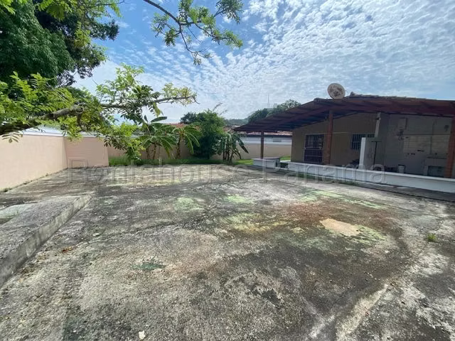 Se alquila casa en Altos de Panamá KC