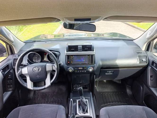 TOYOTA PRADO 2014 NEGOCIABLE