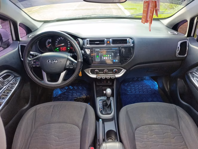 KIA RIO 2017 NEGOCIABLE
