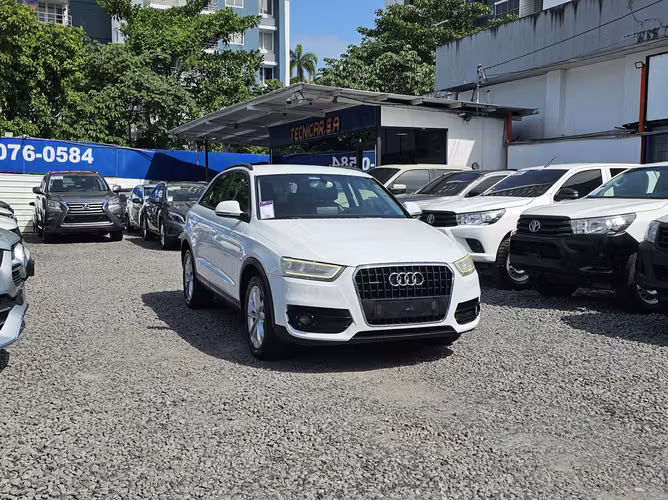 Audi Q3 2.0 T quattro