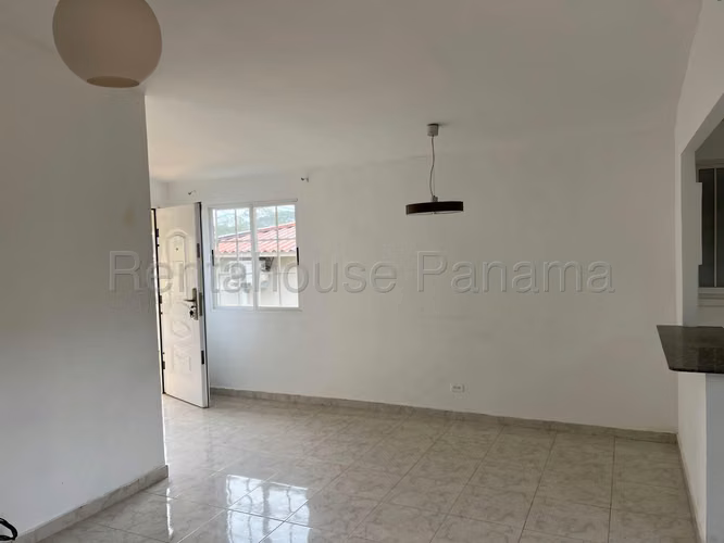 VENTA DE CASA EN ARRAIJAN ABS