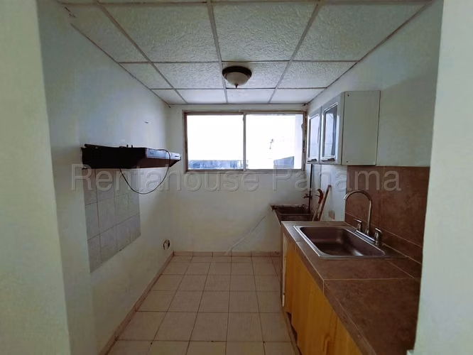 Se Vende Apartamento en Avenida Balboa YDU