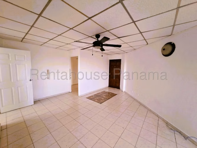 Se Vende Apartamento en Avenida Balboa YDU