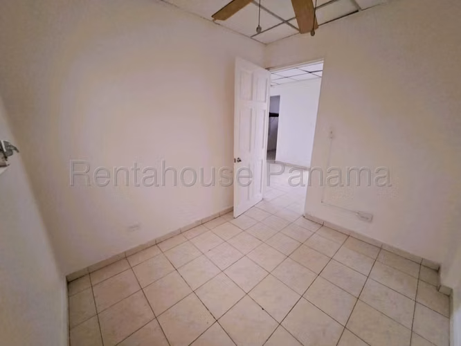 Se Vende Apartamento en Avenida Balboa YDU