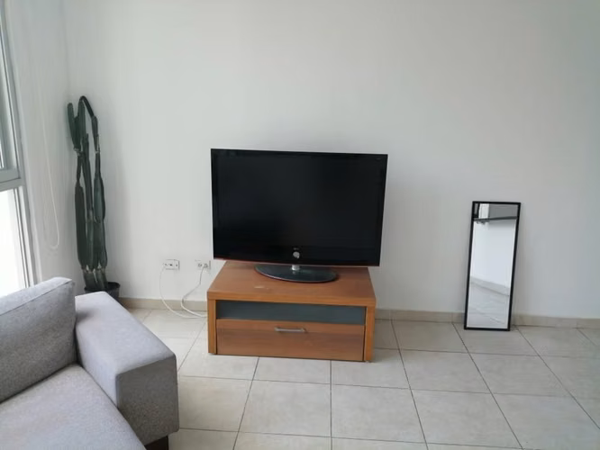 alquiler de apartamento en obarrio, 115 mts2, 2 recamaras 2 baños, balcón, amueblado