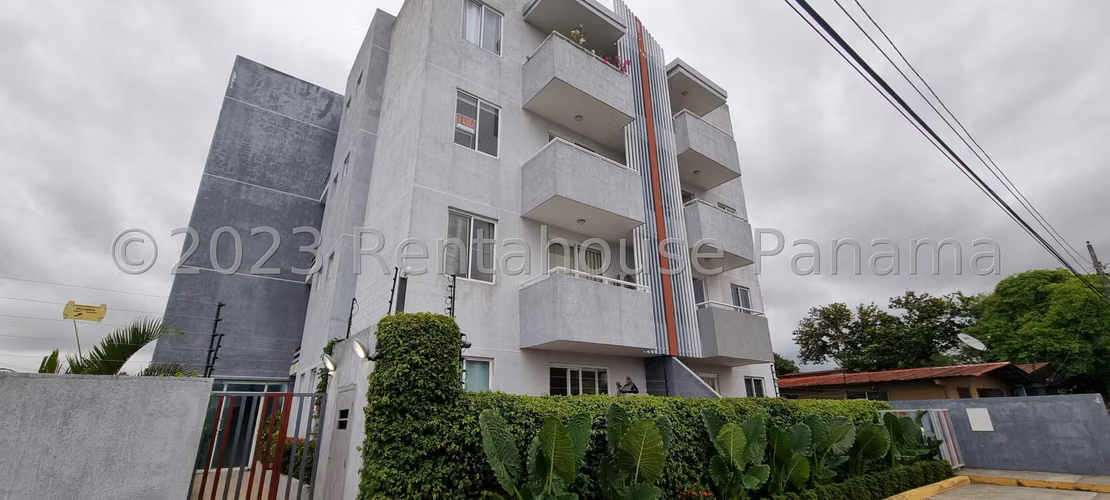 Se Vende Apartamento en Juan Diaz YDU