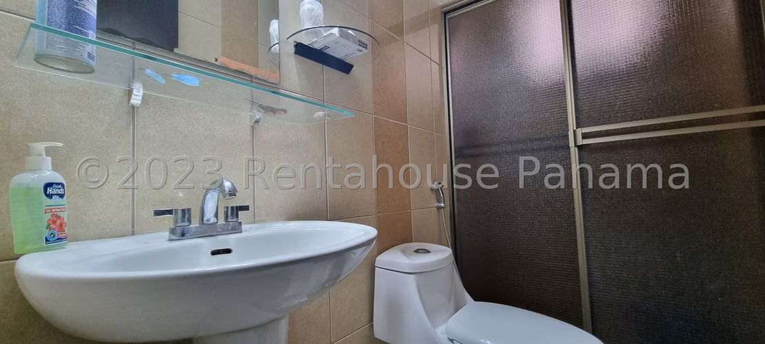 Se Vende Apartamento en Juan Diaz YDU