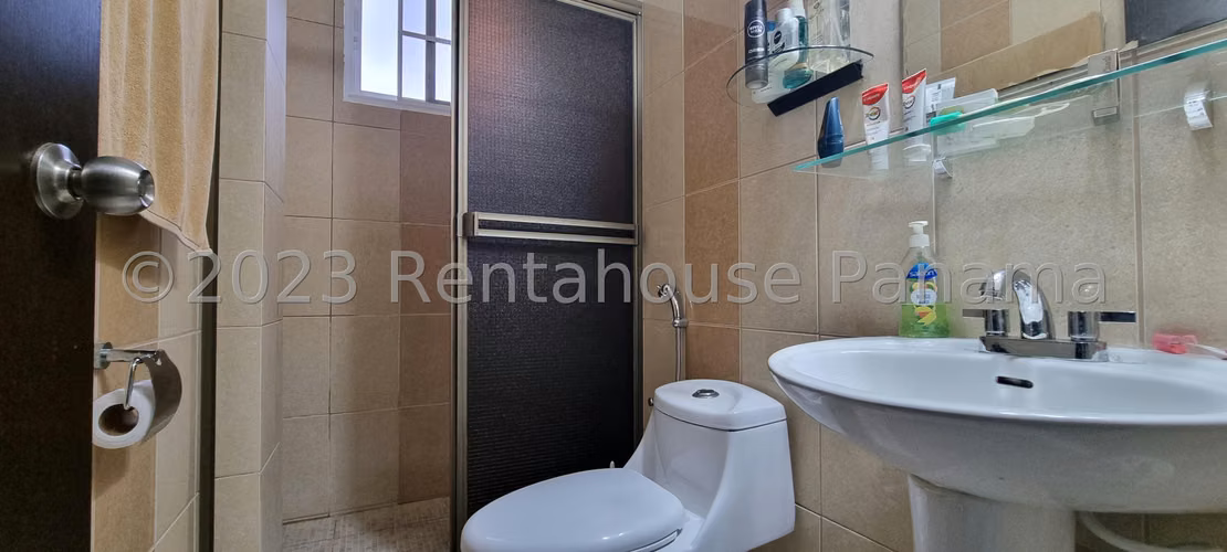 Se Vende Apartamento en Juan Diaz YDU