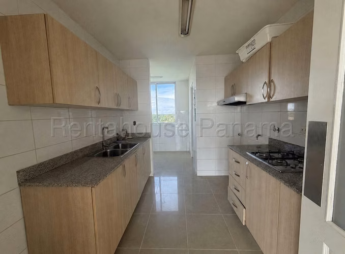 Se Vende Apartamento en Chanis YDU