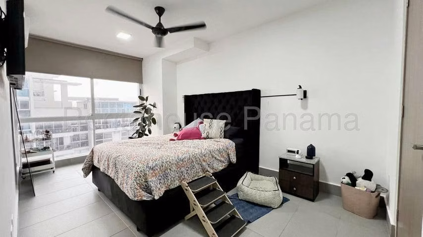Apartamento Amoblado en Alquiler en Hato Pintado 2 Recámaras Balcón