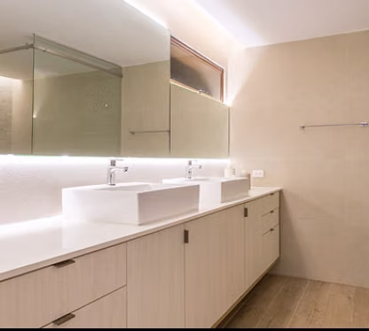 ALQUILER TOWN HOUSE EN CLAYTON
