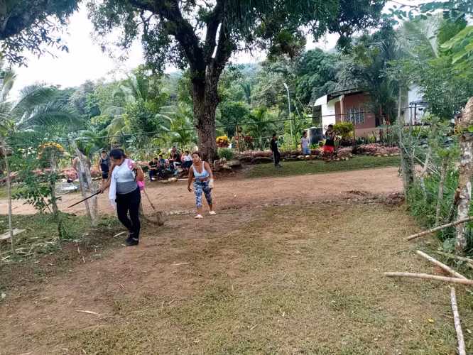 MTRE-510 Se VendE REMATE Finca 6 HECTÁREAS en PENONOME