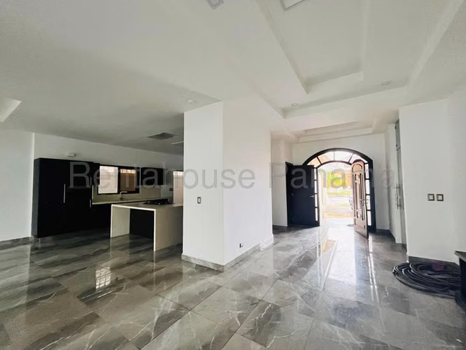 271392. Se vende a precio de remate casa con 4 recamaras y piscina - Imagen 17