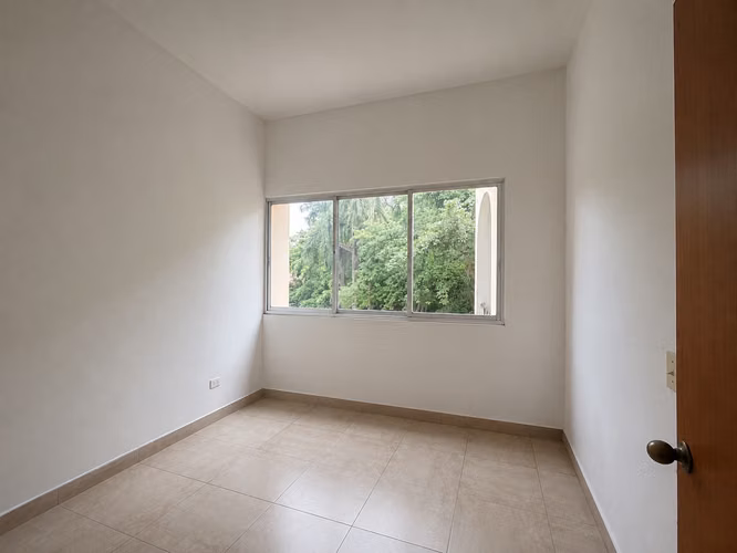 Amplio apartamento con gran terraza en Amador