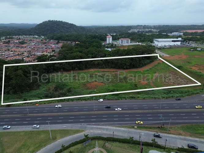 Terreno en Costa Verde - Frente a la autopista