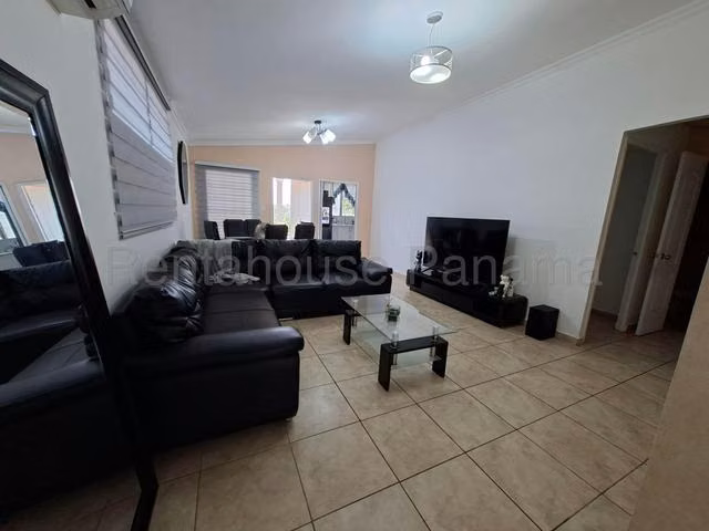 Casa en venta en Brisas del Golf 26LRL6170
