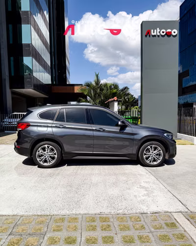BMW X1 sDrive18i 2020