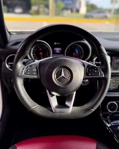 Mercedes-Benz SLC 