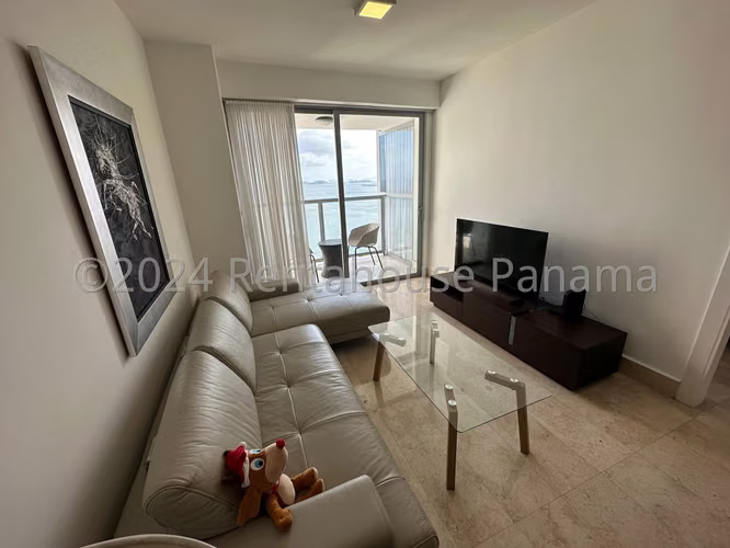 Alquilo Apartamento en Avenida Balboa KA27-343