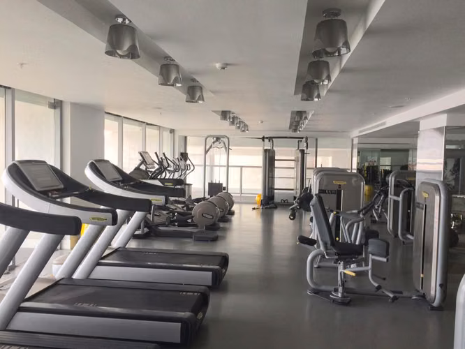 Alquilo Apartamento en Avenida Balboa KA27-343