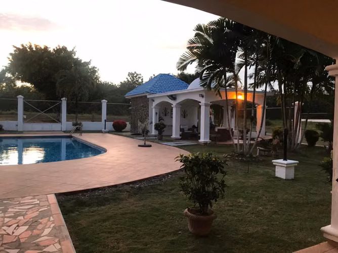 Se Vende Casa en Playa Blanca MDV27-483