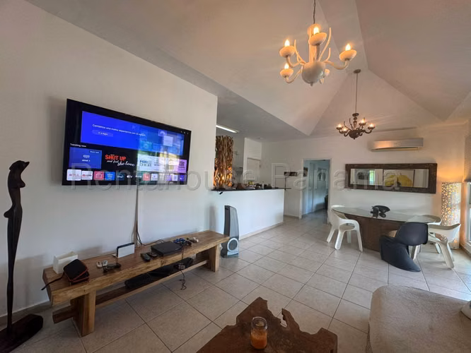 Apartment for Sale in Playa Blanca MDV26-9058