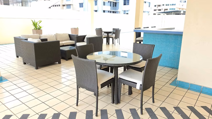 ¡Venta Directa de Propietario! Amplio Apartamento en Obarrio – Edificio Mónaco