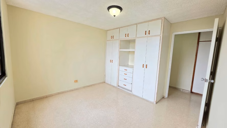 ¡Venta Directa de Propietario! Amplio Apartamento en Obarrio – Edificio Mónaco
